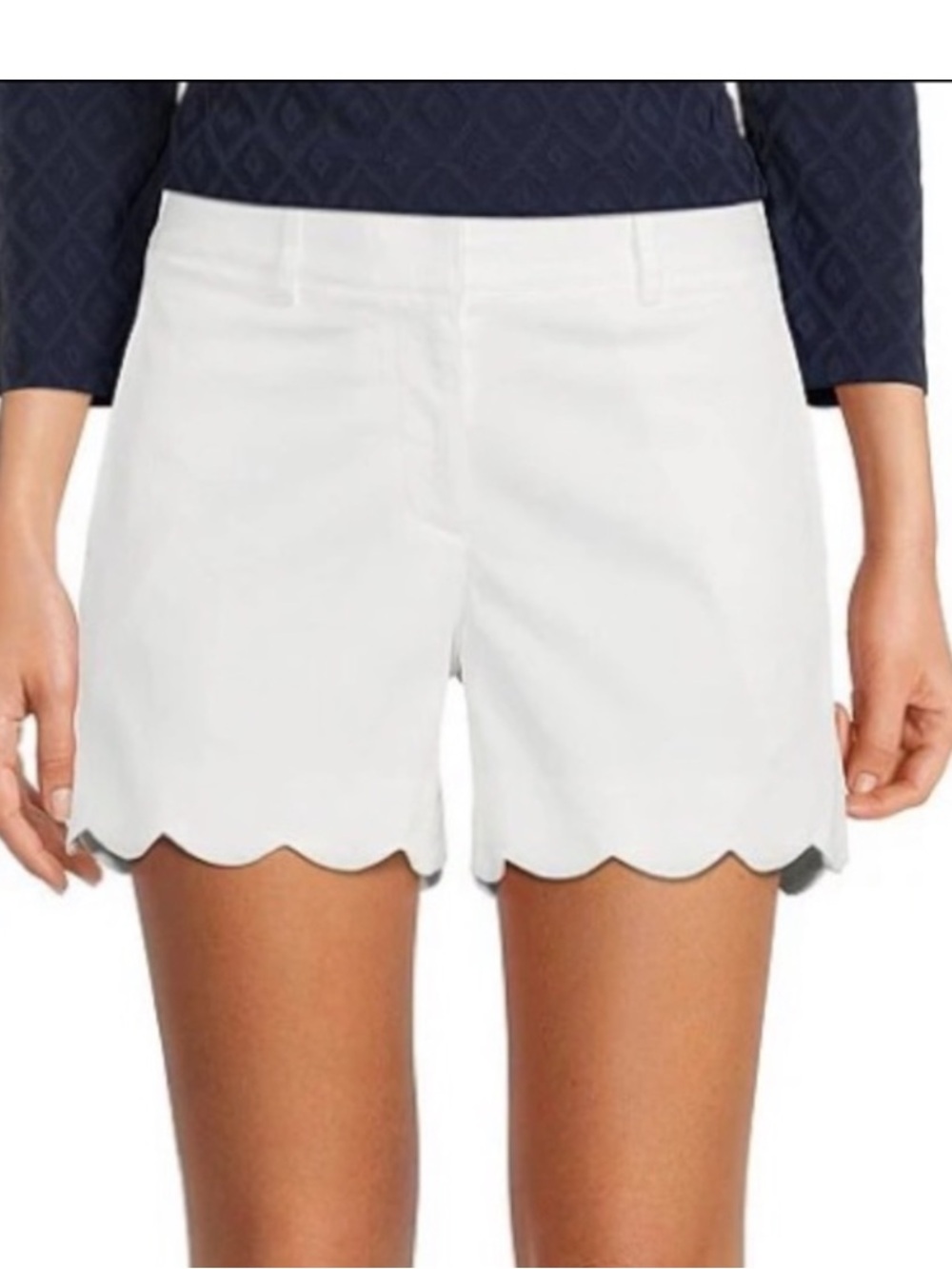 J McLaughlin Petal Scallop Hem White 4” Shorts